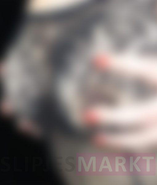 Foto's in casual zwart met netstof