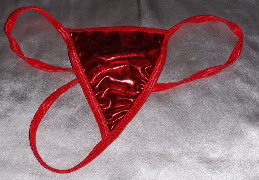 T-string rood