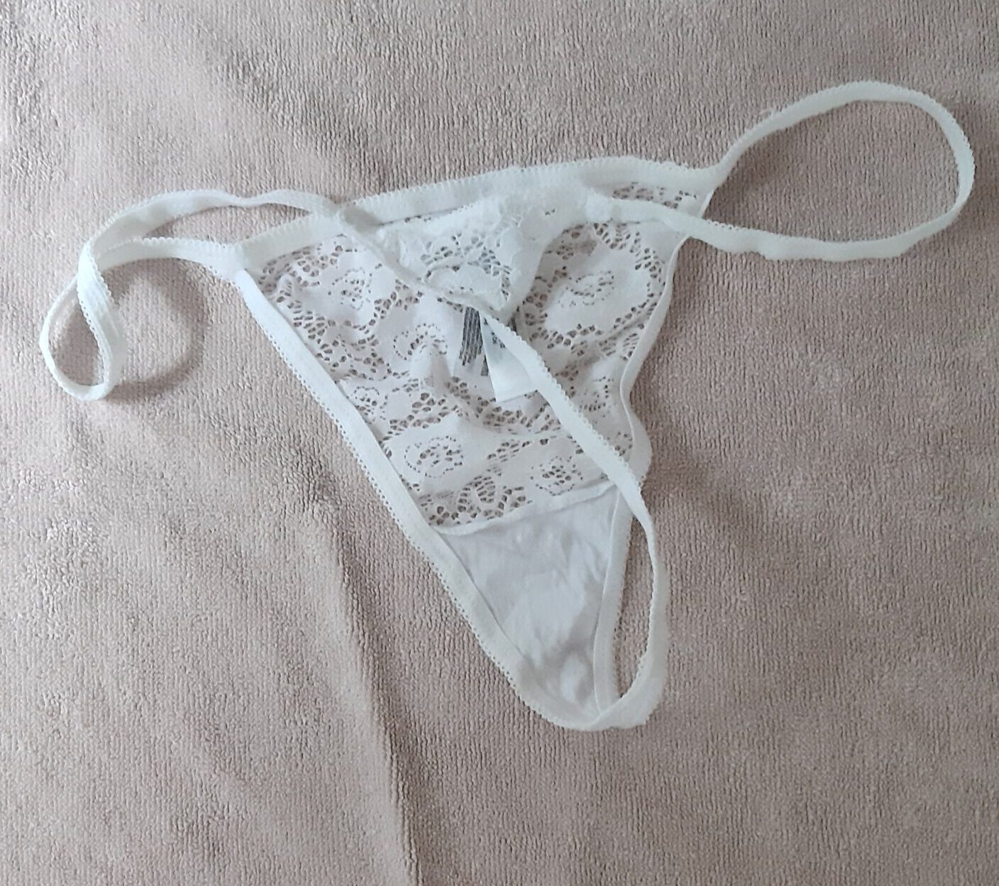 Witte string - Slipjesmarkt