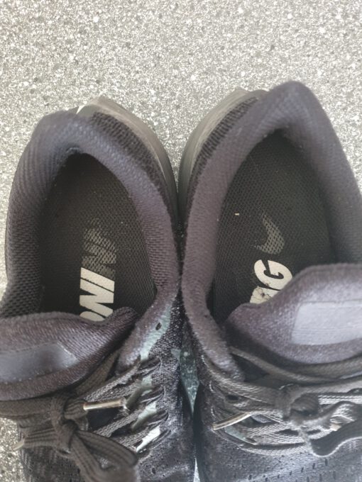 Afgetrapte sportschoenen - Afbeelding 2