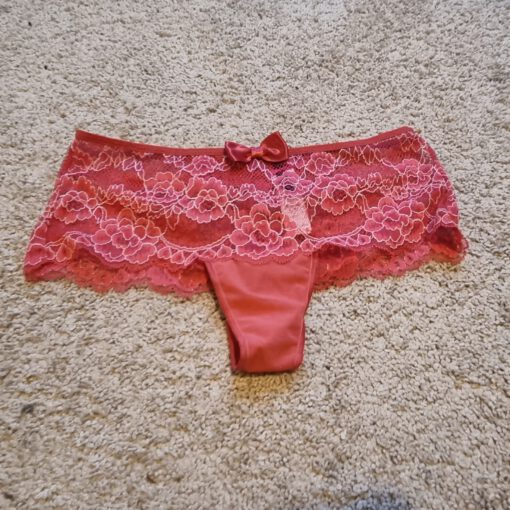 Roze hipster met bloemmotief