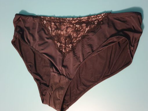 Veel gedragen zwarte slip