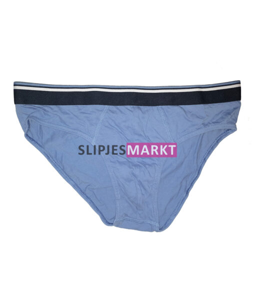 Lichtblauwe slip met gestreepte rand
