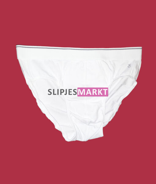 Gedragen witte slip van Ten Cate