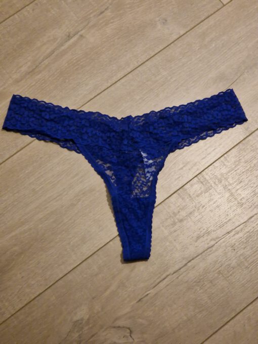 Blauwe kanten string
