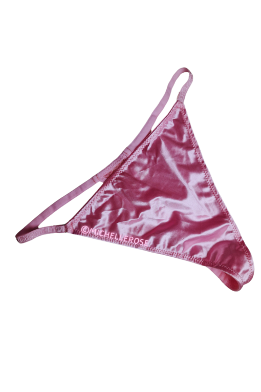 Lichtroze satijnen string
