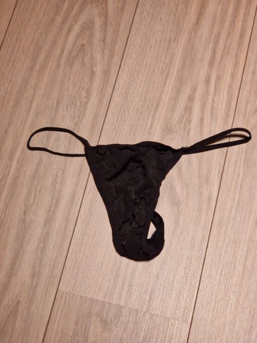 Zwarte string