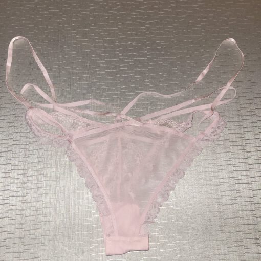 Roze slip met touwtjes