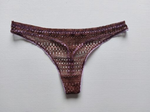 Gehaakte bruine string