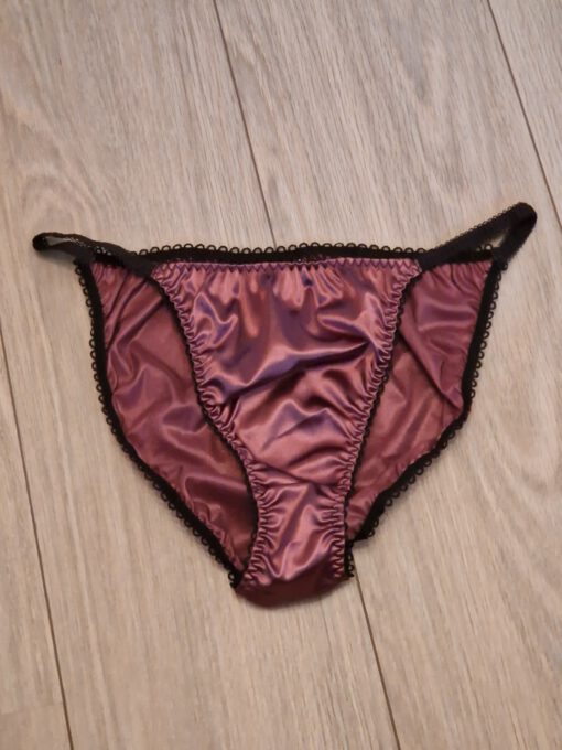 Satijnen slip