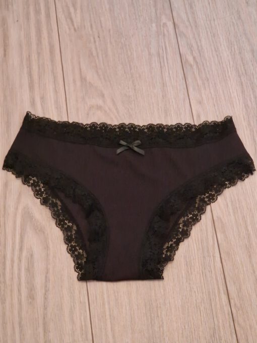 Zwarte slip