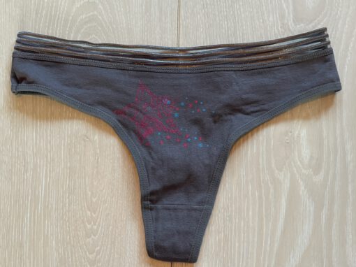 Grijze katoenen string met ster