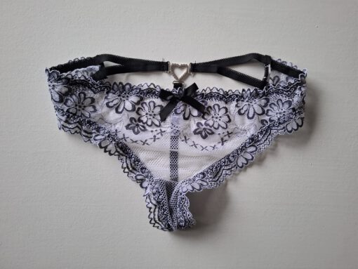 Grijze bloemen string