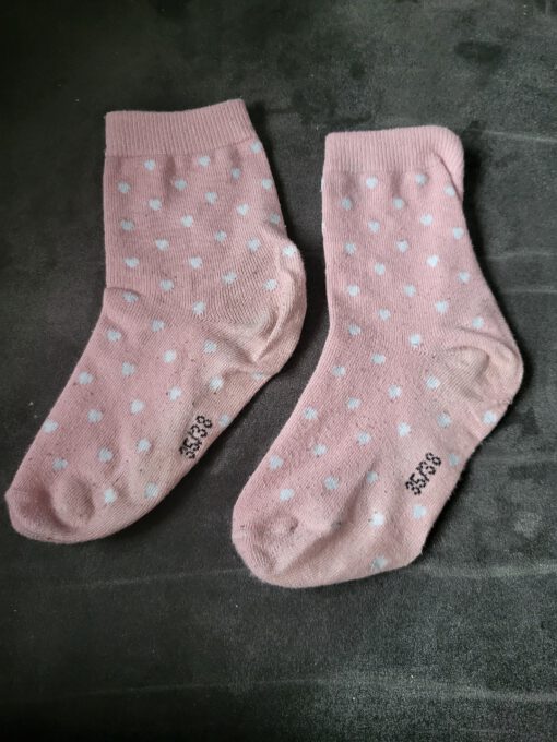 Schattige roze sokken met hartjes