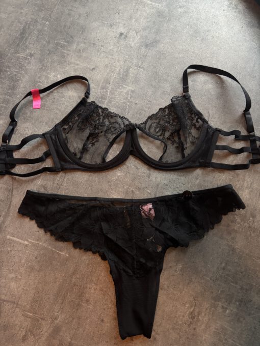 Doorschijnende lingerie set