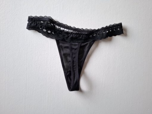 Zwarte kruisjes string - Afbeelding 2
