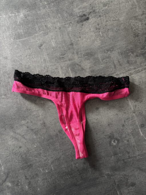 Roze string met kant - Afbeelding 2