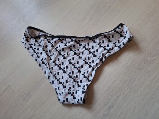 Witte gedragen slip met vierkantjes - Afbeelding 2