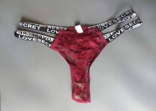 Bordeaux rode string met bandjes