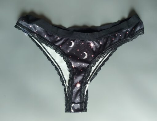 Zwarte string met kant randje - Afbeelding 2