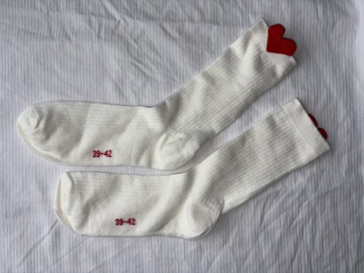 Witte sokken met groot hart - Afbeelding 2