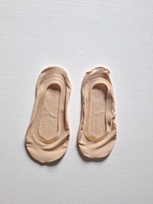 Beige kousenvoetjes