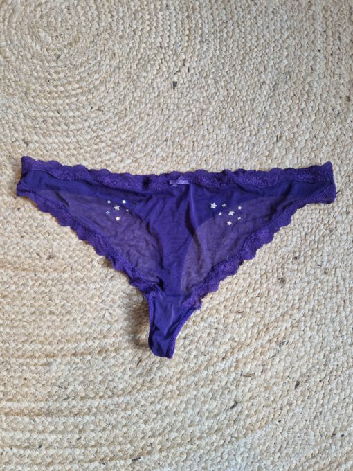 Paarse string
