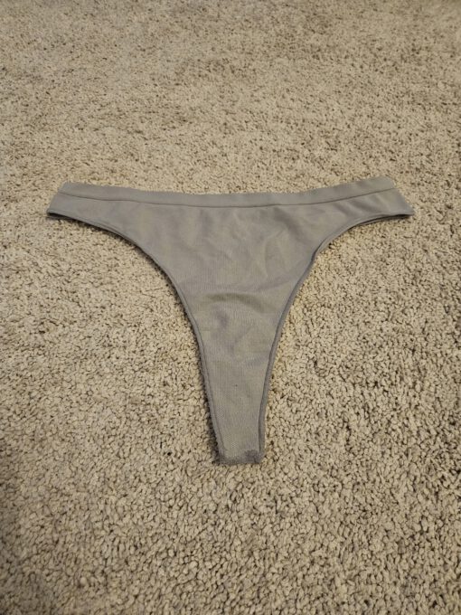 Blauw-grijze string