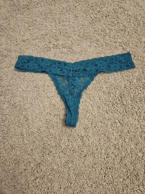 Turquoise string
