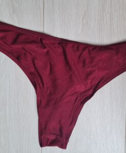 Bordeaurood bikinibroekje