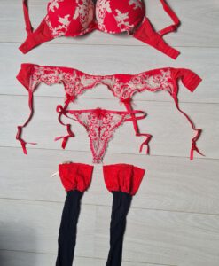 Luxe set met jarretel en kousen
