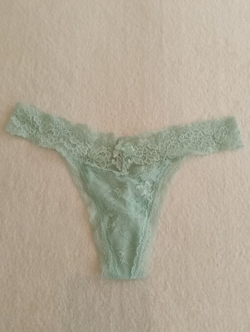 Mintgroene string kant