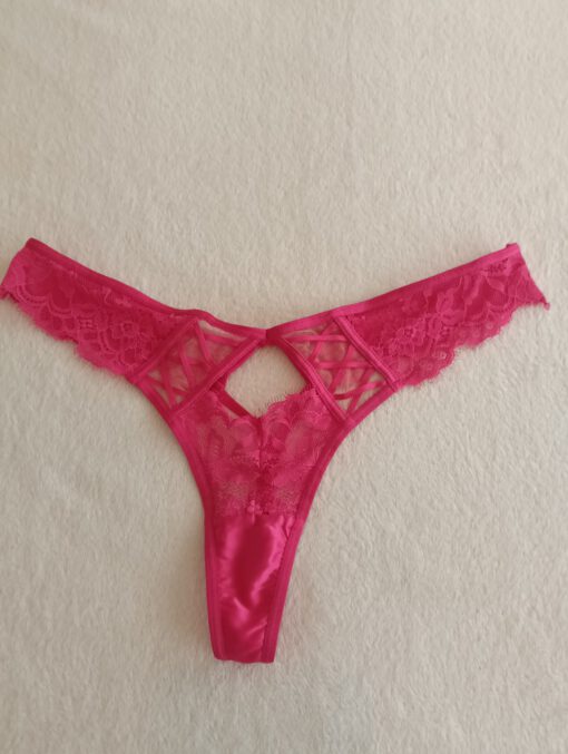 Roze string met opening