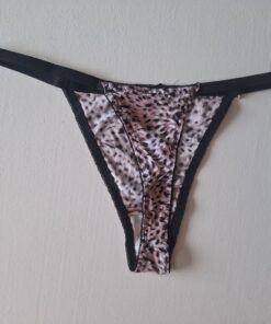 Alternative view of Tijgerprint roze string