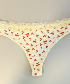 Gele string met kersjes
