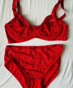 Rood lingeriesetje