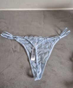 Alternative view of Babyblauwe string
