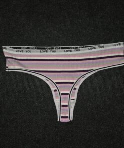 Alternative view of String I love you pastel regenboog