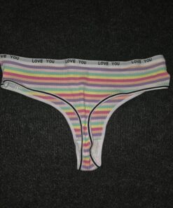 Alternative view of String I love you felle kleur regenboog