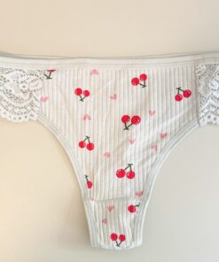 Mintgroene string met kersjes