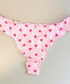 Roze string met hartjes