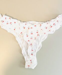 Alternative view of Witte string met kersjes