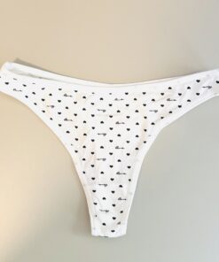 Witte string met hartjes