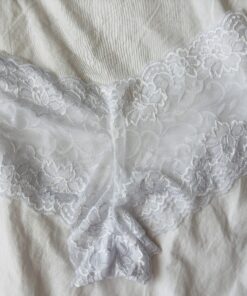 Alternative view of Witte brasilian slip