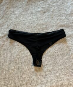 Alternative view of String met PU leer