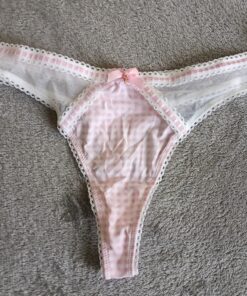 Roze-witte string met ruitjes