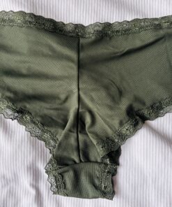 Alternative view of Groene brazilian slip