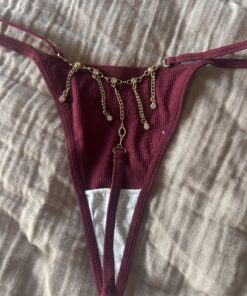 Alternative view of String met sexy kettinkje