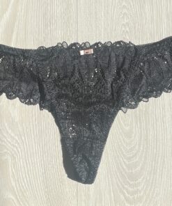 Zwarte string met kant